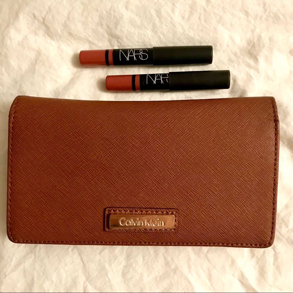 ✨ Calvin Klein ✨ Wallet